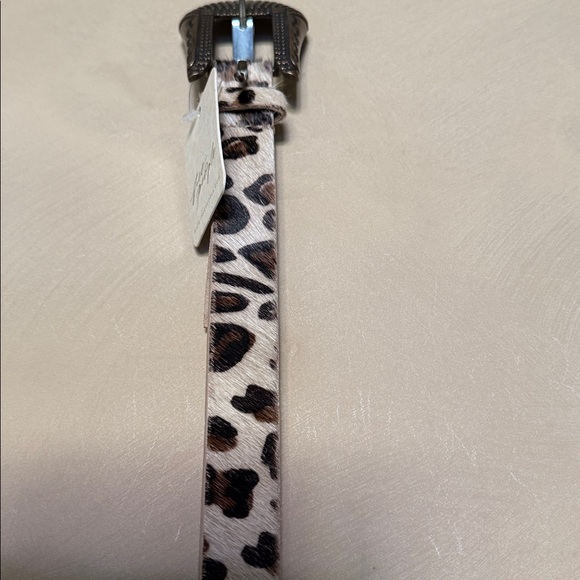 New Free people wild side leather belt Pony Cow Hair Pattern 1" Wide NWT - Picture 3 of 6